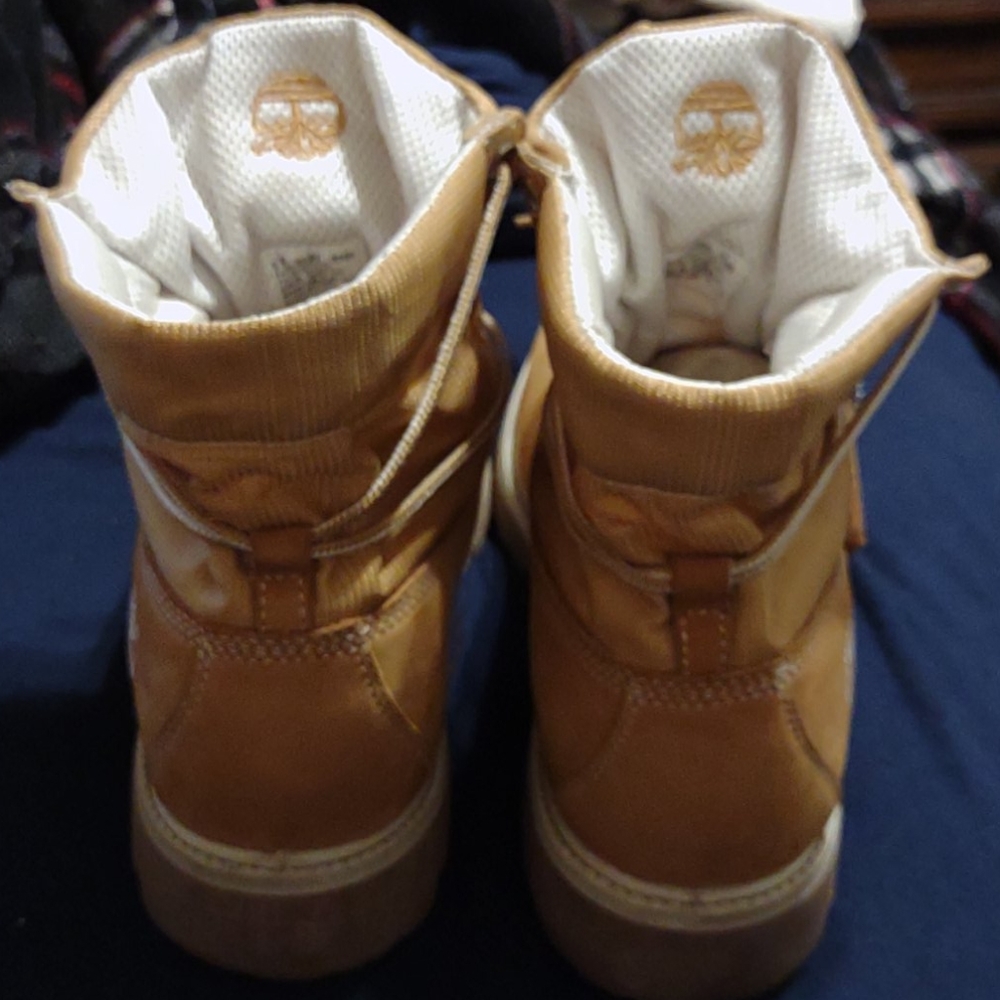 Timberland boots nwot